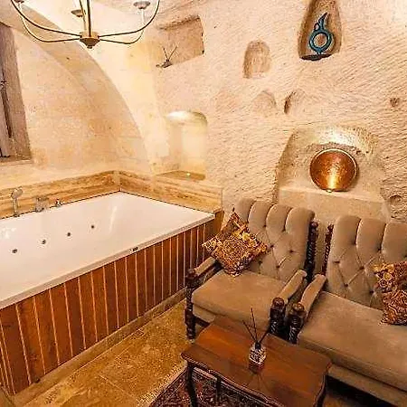 Library Cave House Hotel 5*