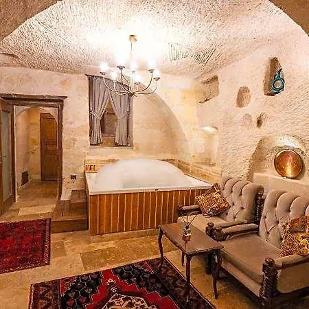 Library Cave House 5*